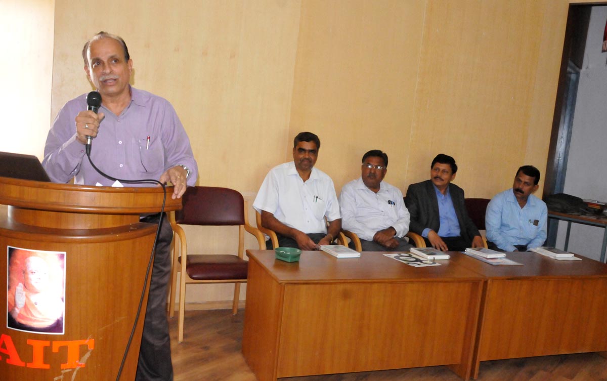 ರಸ್ತೆ ನಿರ್ಮಾಣದಲ್ಲ್ಲಿ ಇಂಜಿನಿಯರ್‌ಗಳ ಪಾತ್ರ ಮಹತ್ತರ: ರವೀಂದ್ರ ಕಿಣಿ